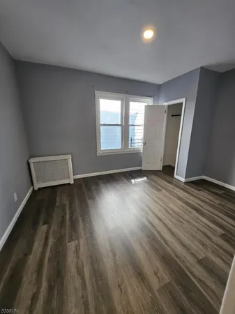 $2,100 | 228 West End Avenue, Newark, NJ 07106