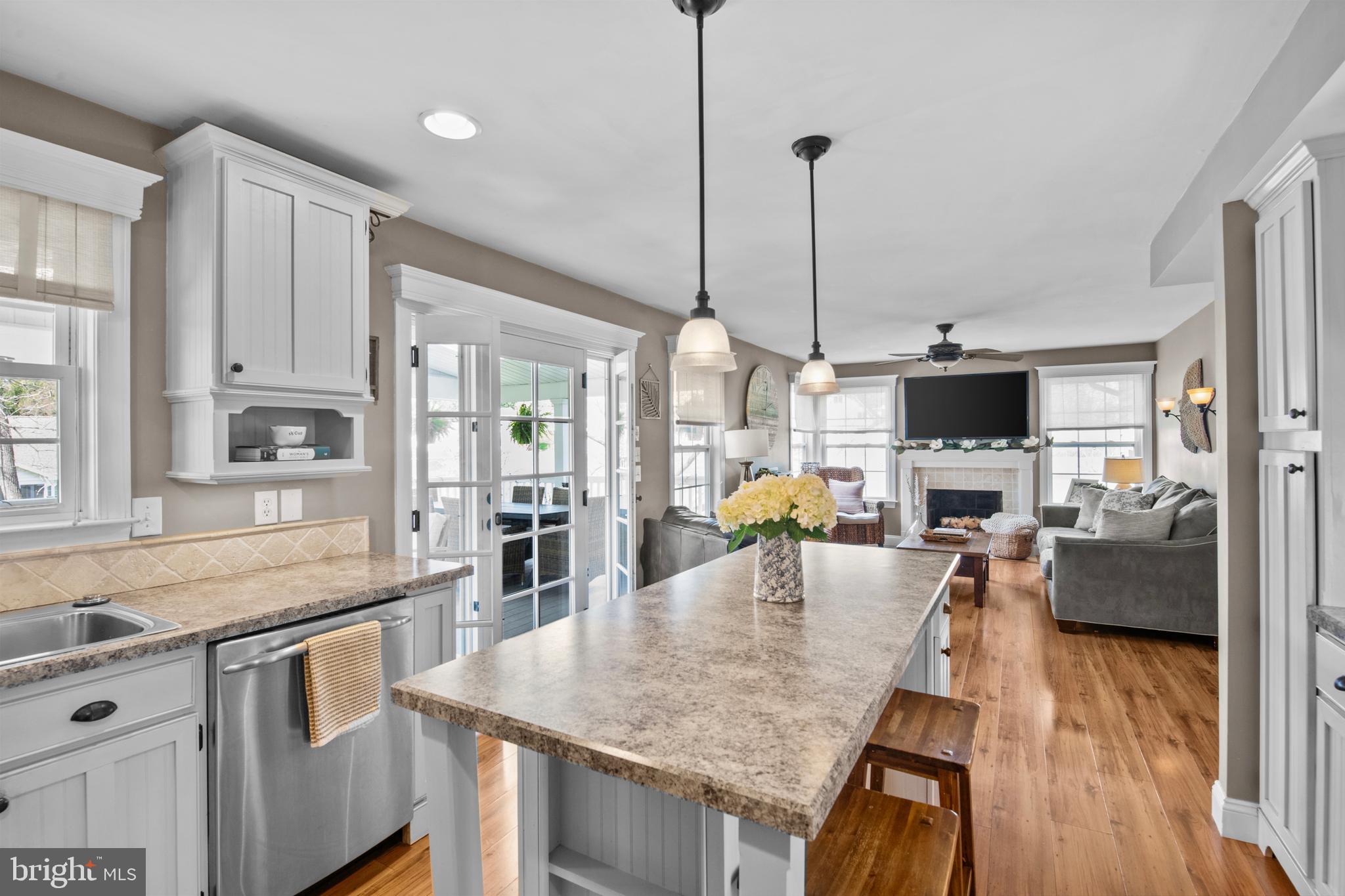 2532 Knob Hill Road York, PA 17403 - Photo 15 of 41 Kitchen