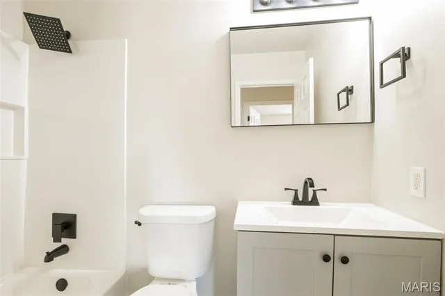 $2,650 | 28 Trade Winds Drive, St. Peters, MO 63376