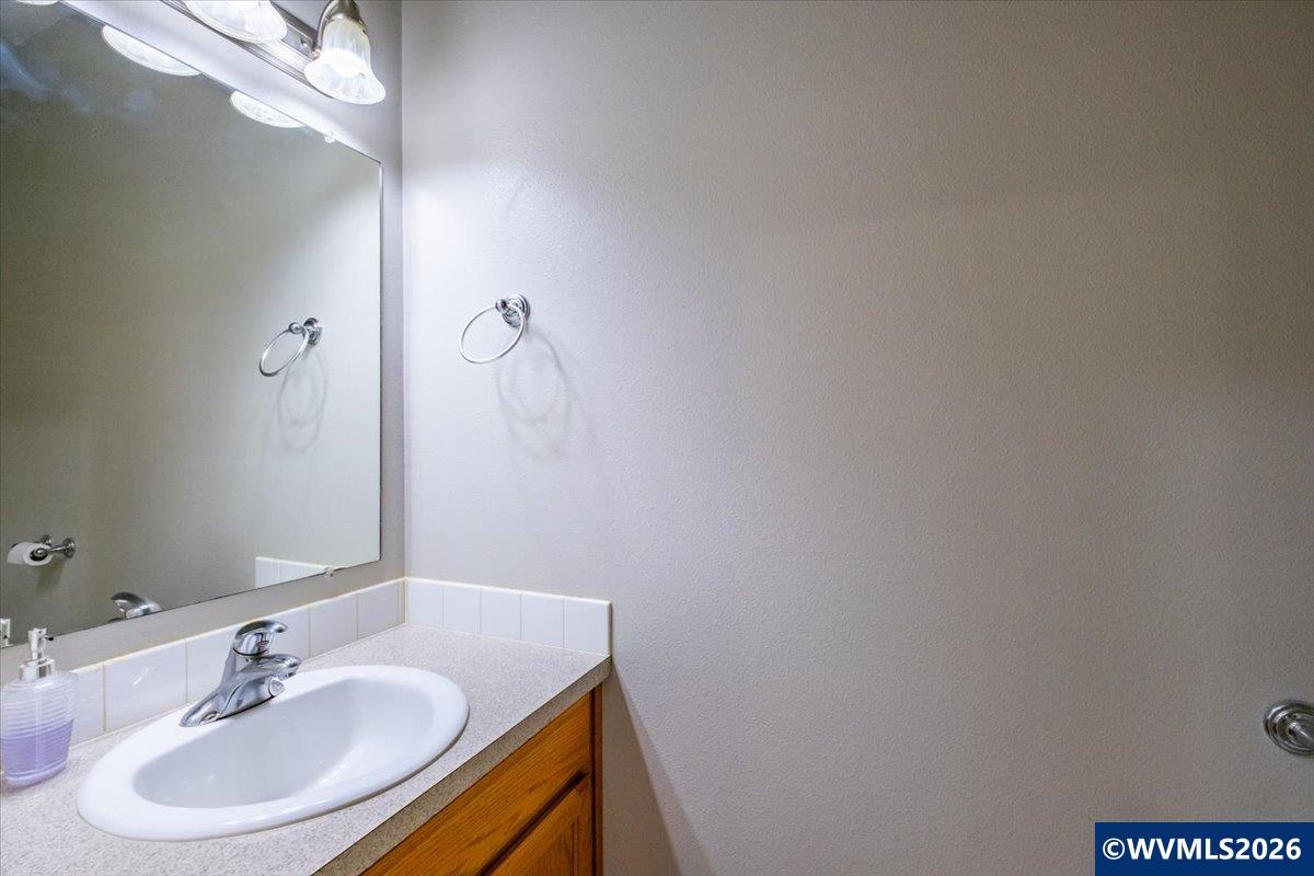 4199 Geranium Loop Northeast Salem, OR 97305 - Photo 11 of 48