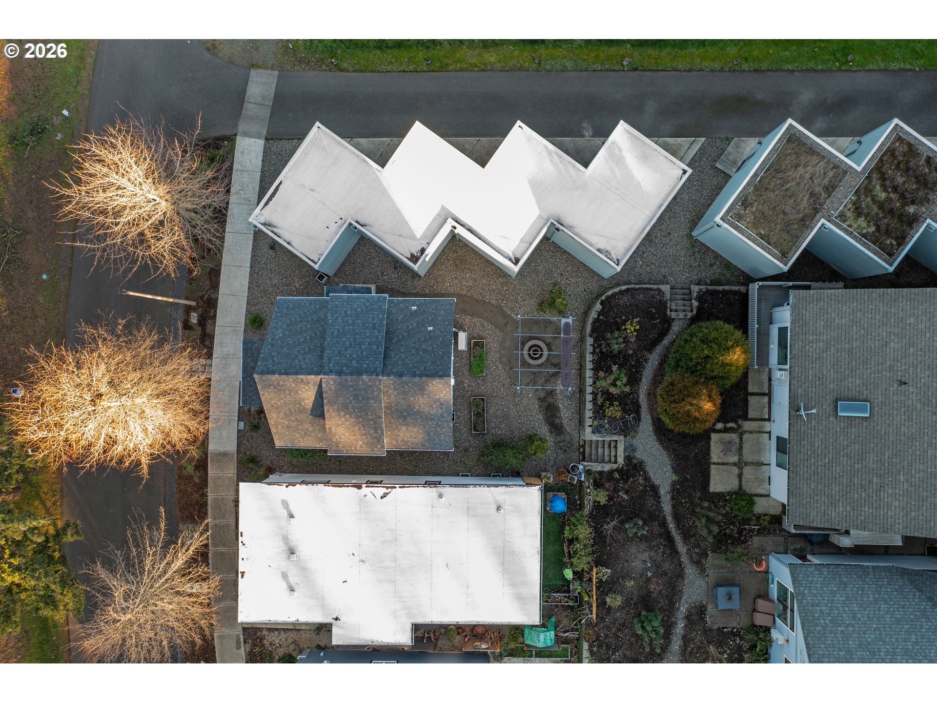 1811 Cousteau Loop Southeast Salem, OR 97302 - Photo 36 of 44