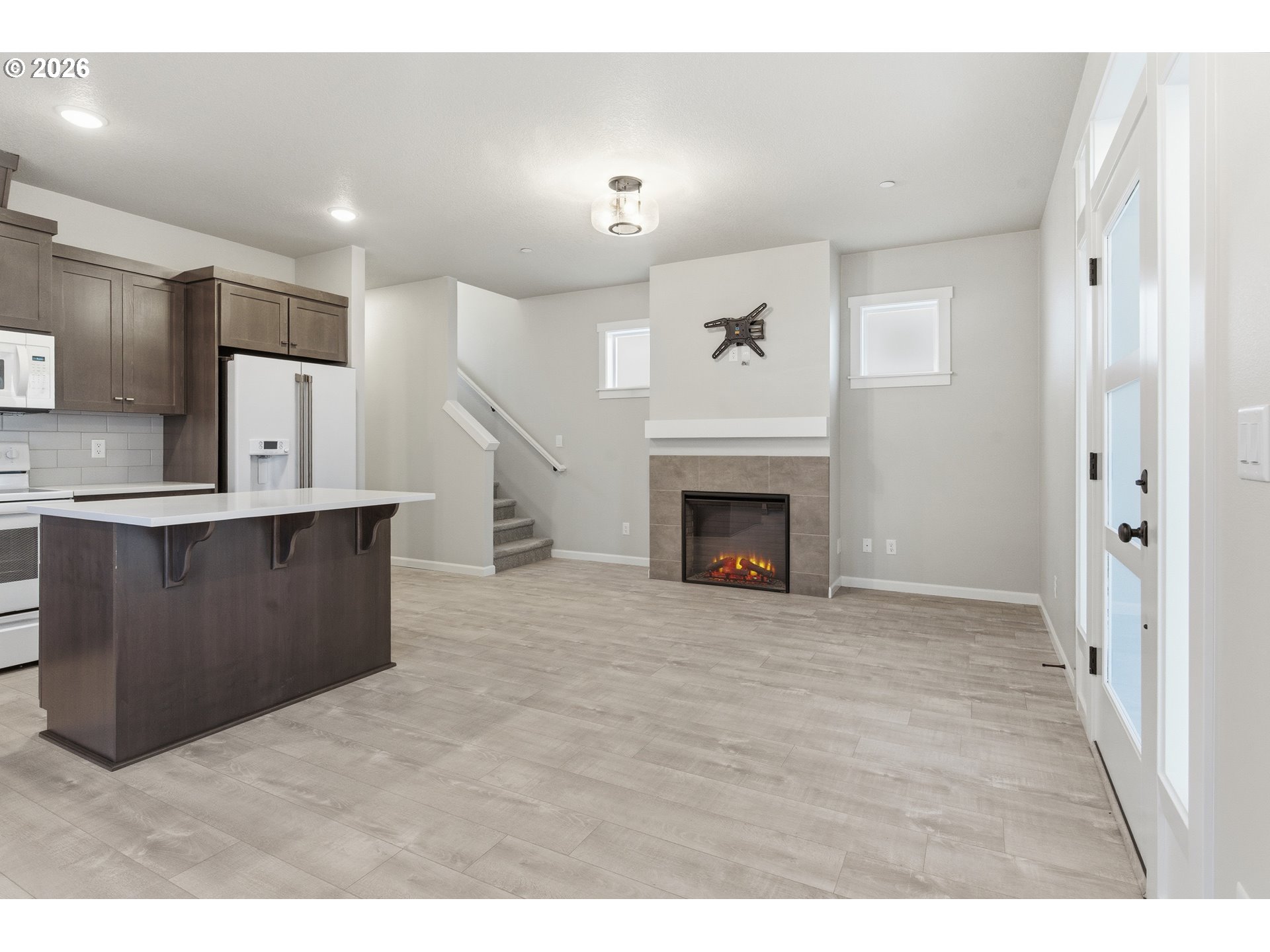 1811 Cousteau Loop Southeast Salem, OR 97302 - Photo 4 of 44