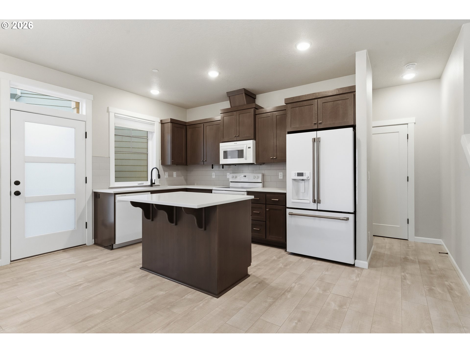 1811 Cousteau Loop Southeast Salem, OR 97302 - Photo 7 of 44