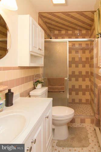 5336 Wendy Road Sykesville, MD 21784 - Photo 16 of 30 Bath (Master)