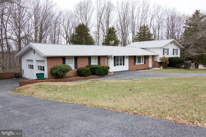 5336 Wendy Road Sykesville, MD 21784 - Photo 3 of 30 Exterior (Front)