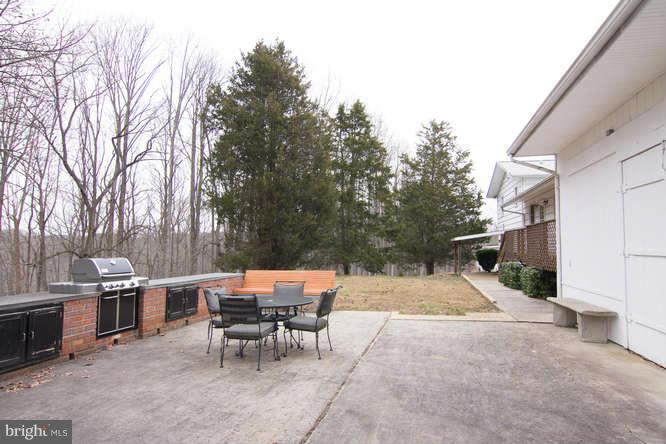 5336 Wendy Road Sykesville, MD 21784 - Photo 24 of 30 Exterior (Rear)