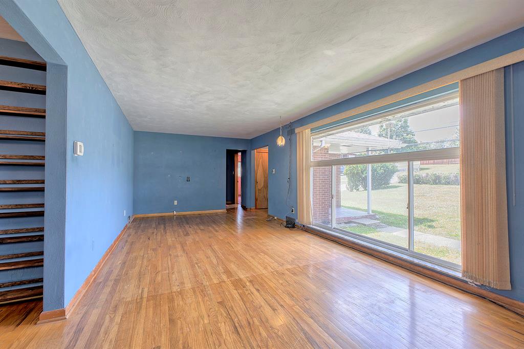 3201 Coulterville Road White Oak, PA 15131 - Photo 4 of 4