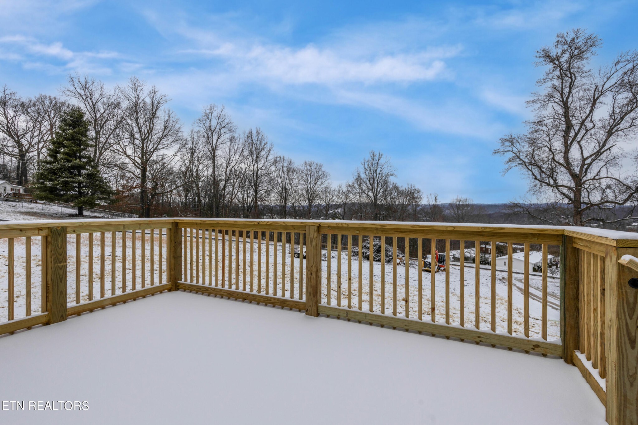 511 New Clear Branch Road Rocky Top, TN 37769 - Photo 5 of 30 Gallery Image 5