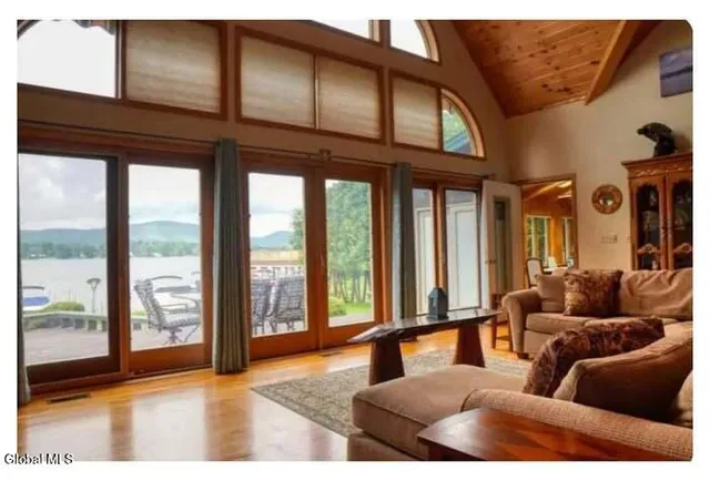 $2,500,000 | 14 Gunn Lane, Queensbury, NY 12804