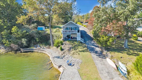 $889,000 | 3018 Northridge Road, Hardy, VA 24101