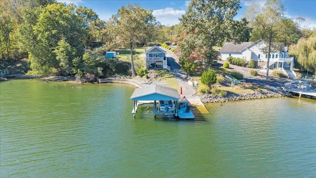 $897,900 | 3018 Northridge Road, Hardy, VA 24101