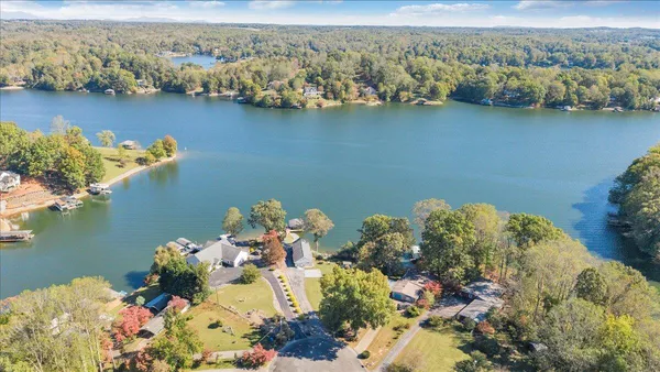$889,000 | 3018 Northridge Road, Hardy, VA 24101