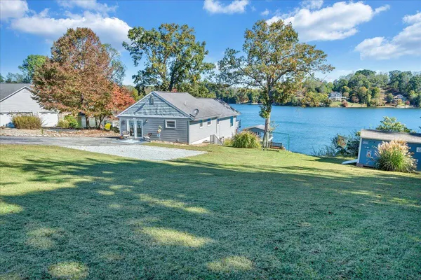 $889,000 | 3018 Northridge Road, Hardy, VA 24101