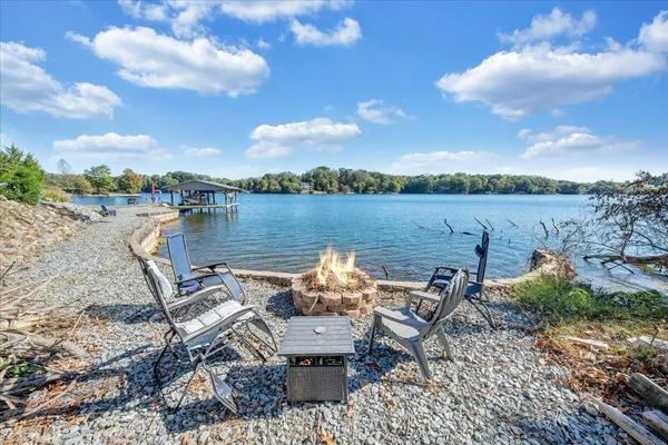 $889,000 | 3018 Northridge Road, Hardy, VA 24101