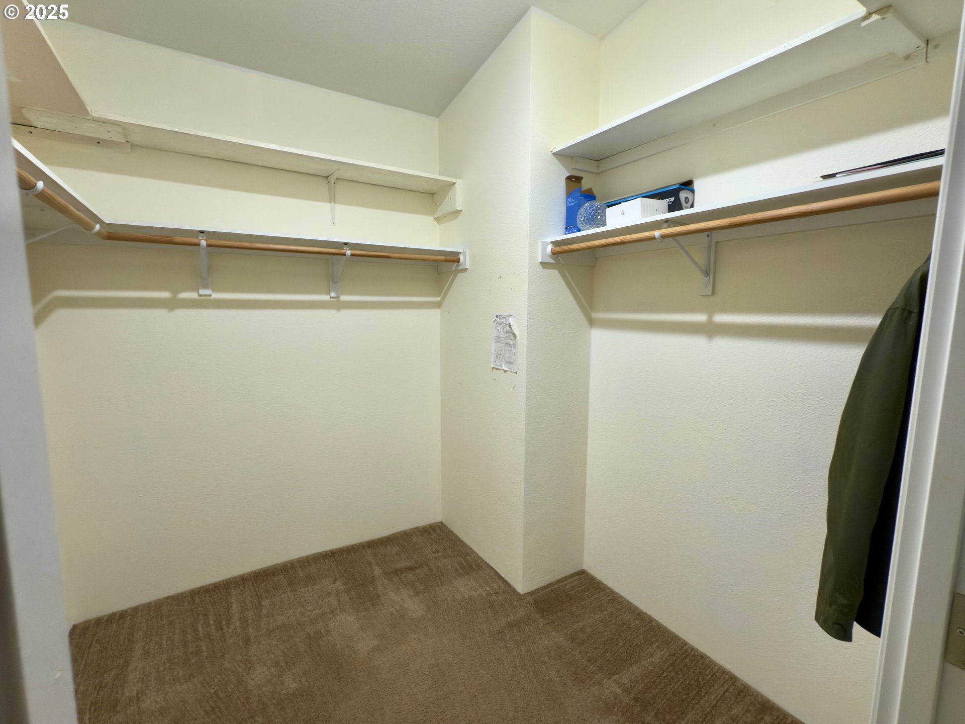 21191 East Country Club Road Brightwood, OR 97011 - Photo 32 of 44 Primary Bedroom