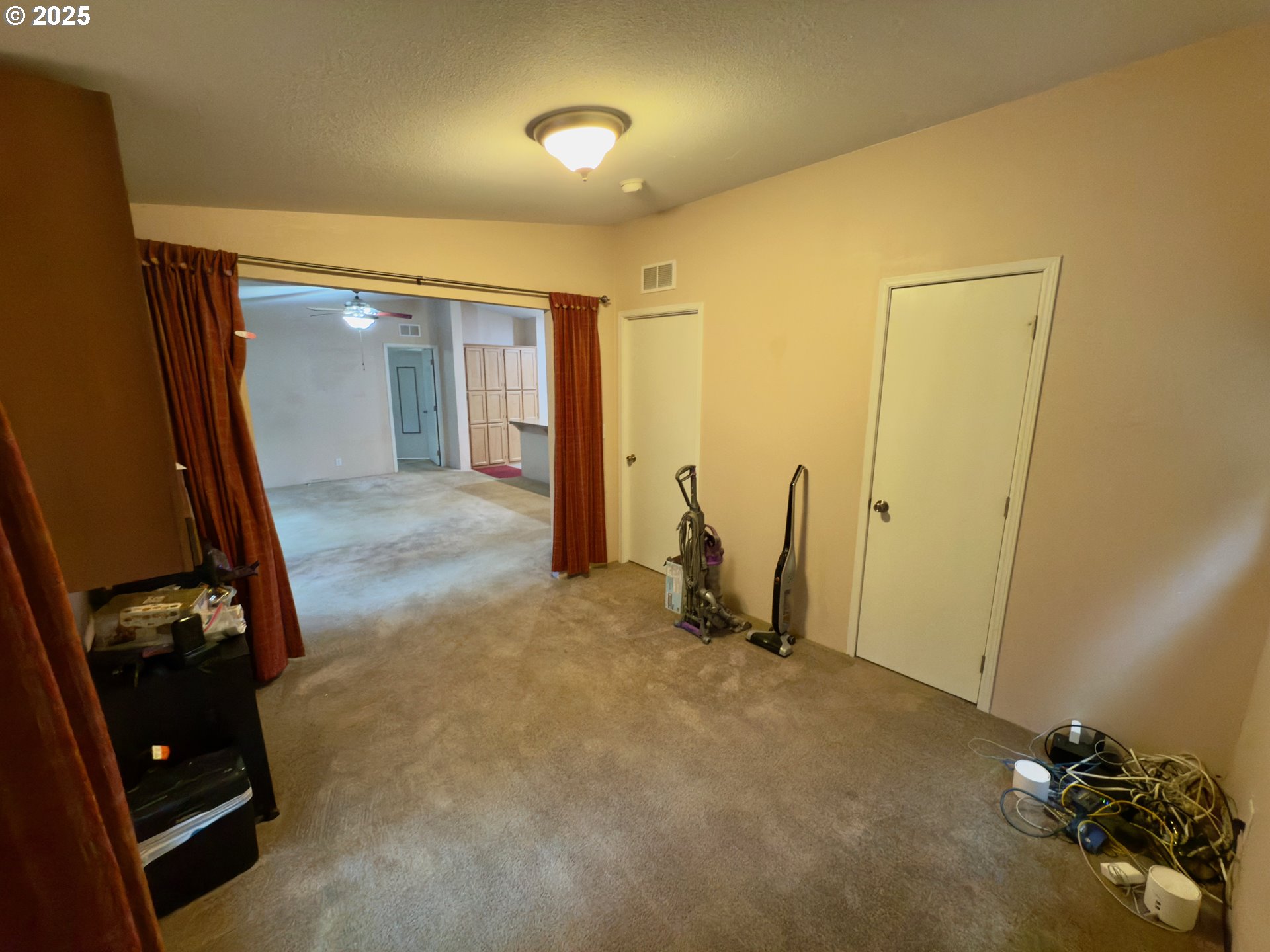 21191 East Country Club Road Brightwood, OR 97011 - Photo 35 of 44 Bedroom