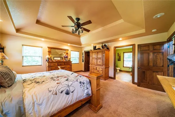 $635,000 | 29432 Bobcat Drive, Warsaw, MO 65355
