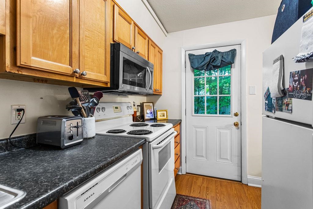 616 Portland Street, Unit 27 Rochester, NH 03867 - Photo 4 of 30
