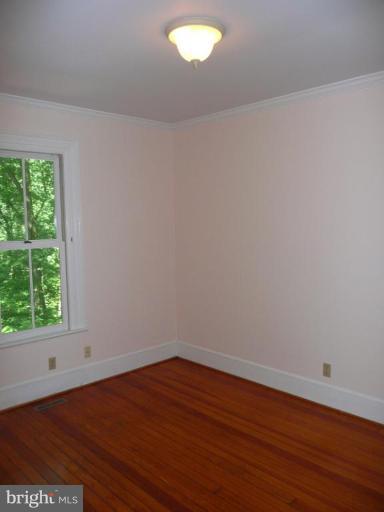 2799 Beechbank Road Silver Spring, MD 20910 - Photo 11 of 19 Bedroom #1