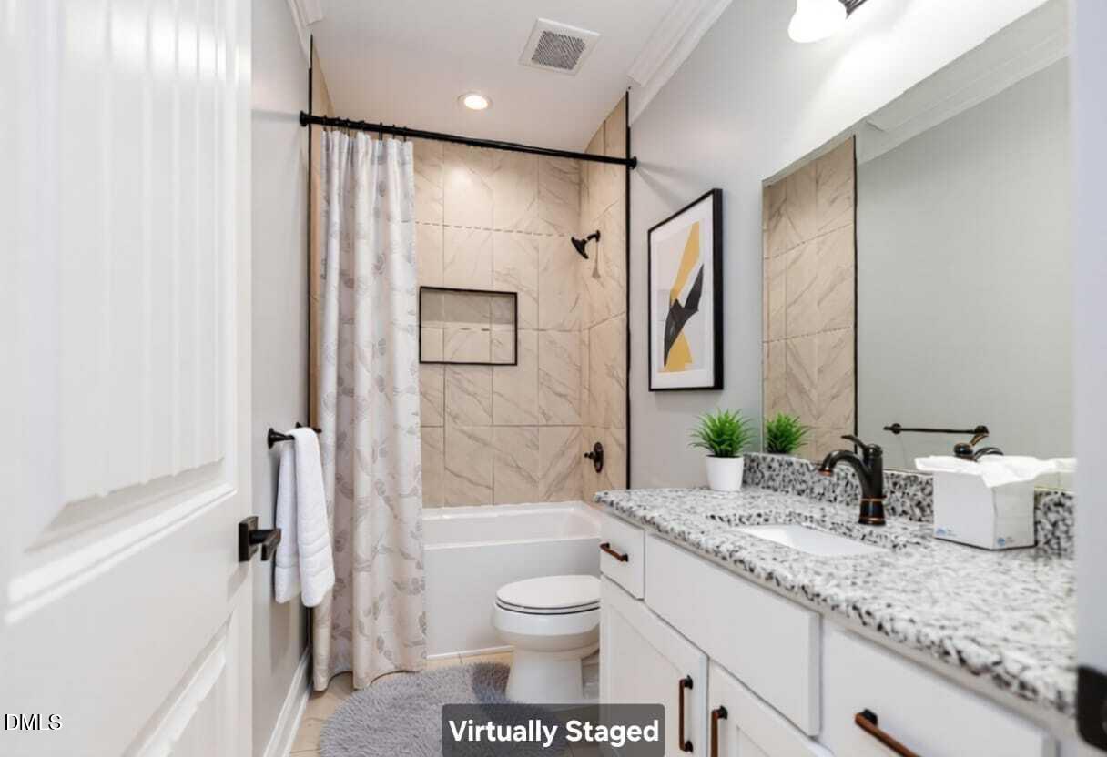1203 Elizabeth Road West Wilson, NC 27893 - Photo 11 of 34 WhatsApp Image 2025-10-25 at 5.16.15 PM