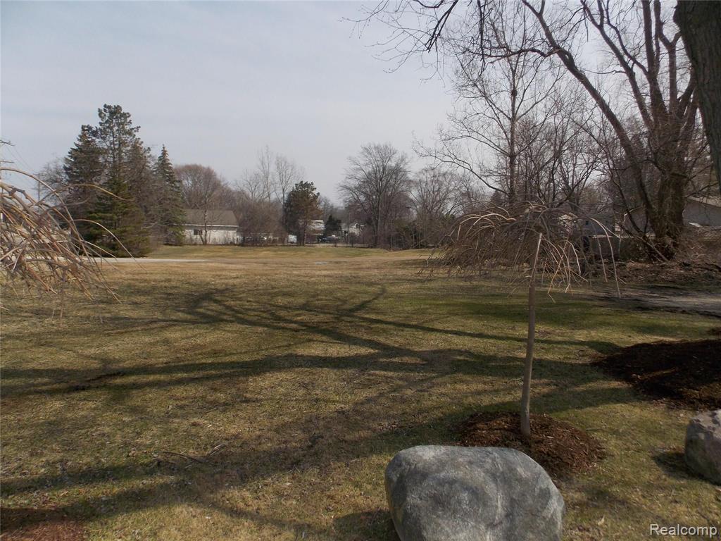 3631 West Auburn Road Rochester Hills, MI 48309 - Photo 4 of 28