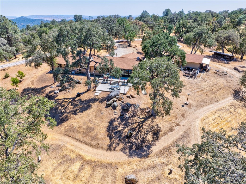 4870 Streeter Mountain Road Mariposa, CA 95338 - Photo 29 of 45 a view of a town with trees