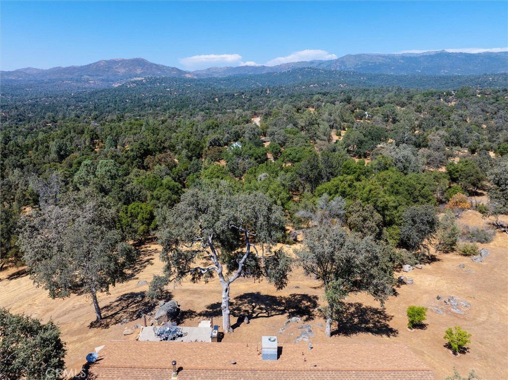 4870 Streeter Mountain Road Mariposa, CA 95338 - Photo 45 of 45 a view of a city with mountain