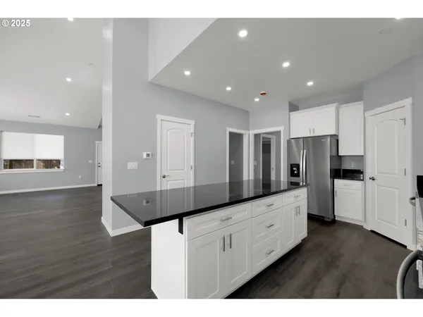 $599,000 | 2132 Willona Drive, Eugene, OR 97408