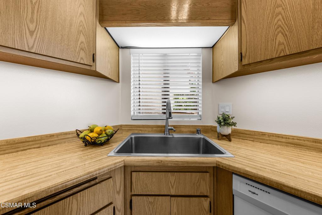 1736 Sinaloa Road, Unit 427 Simi Valley, CA 93065 - Photo 18 of 63