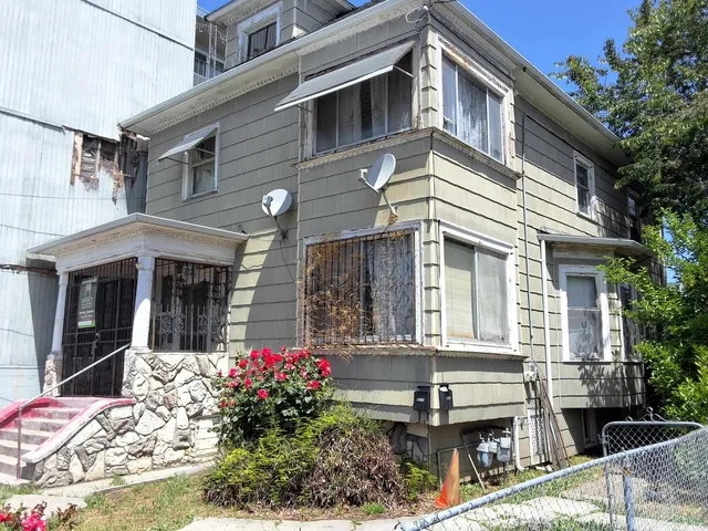 $675,000 | 3020 East 19th Street, Oakland, CA 94601