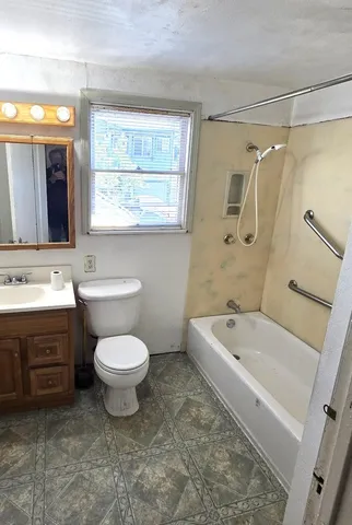 $675,000 | 3020 East 19th Street, Oakland, CA 94601