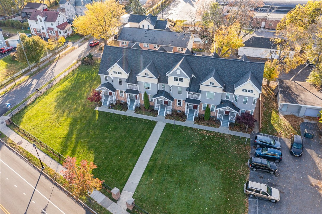 191 West Main Street Rochester, NY 14614 - Photo 5 of 9 191-209 Jefferson Avenue is a well-maintained 10-u