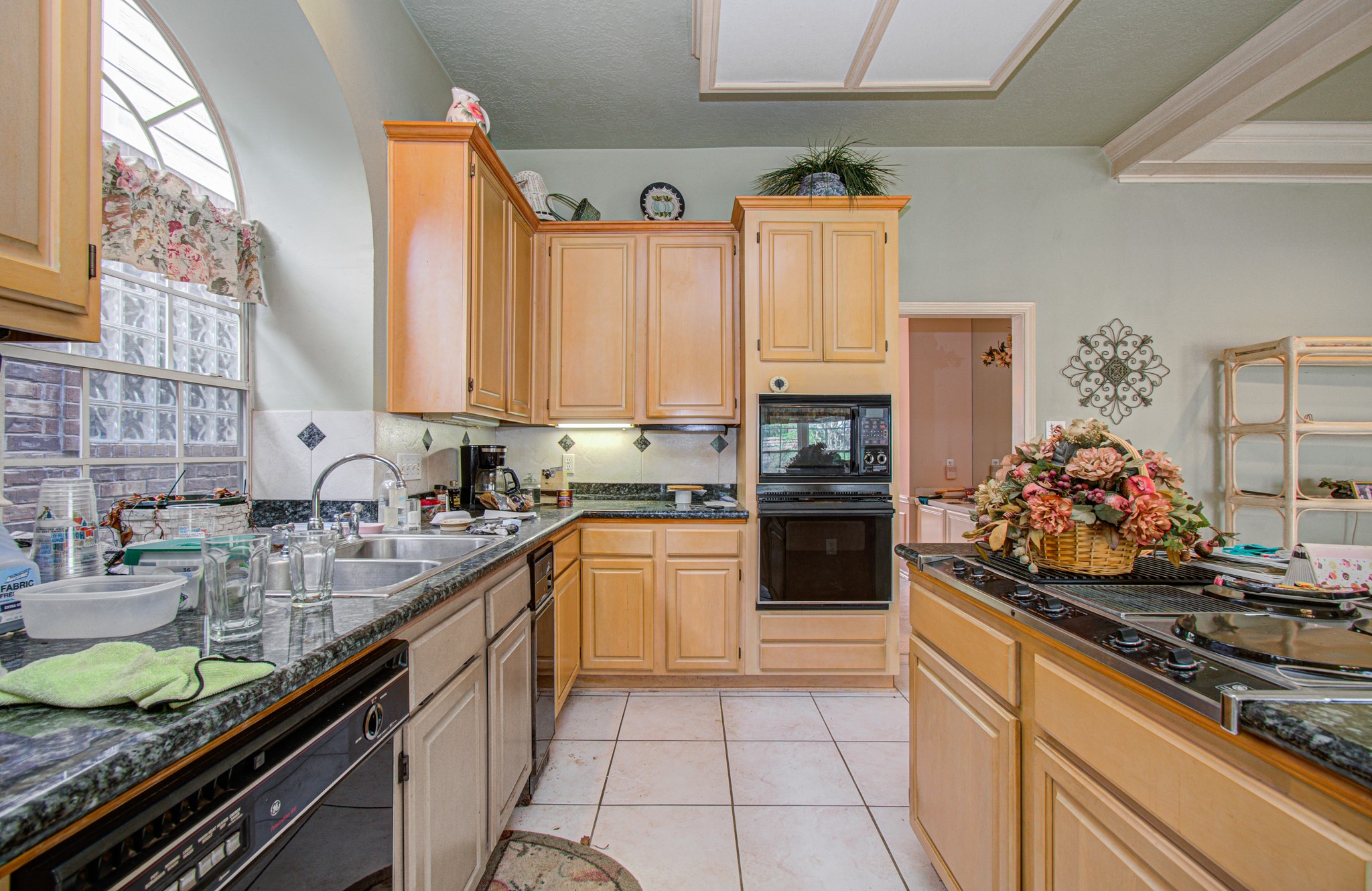 16714 Manningtree Lane Spring, TX 77379 - Photo 12 of 40 Gallery Image 12