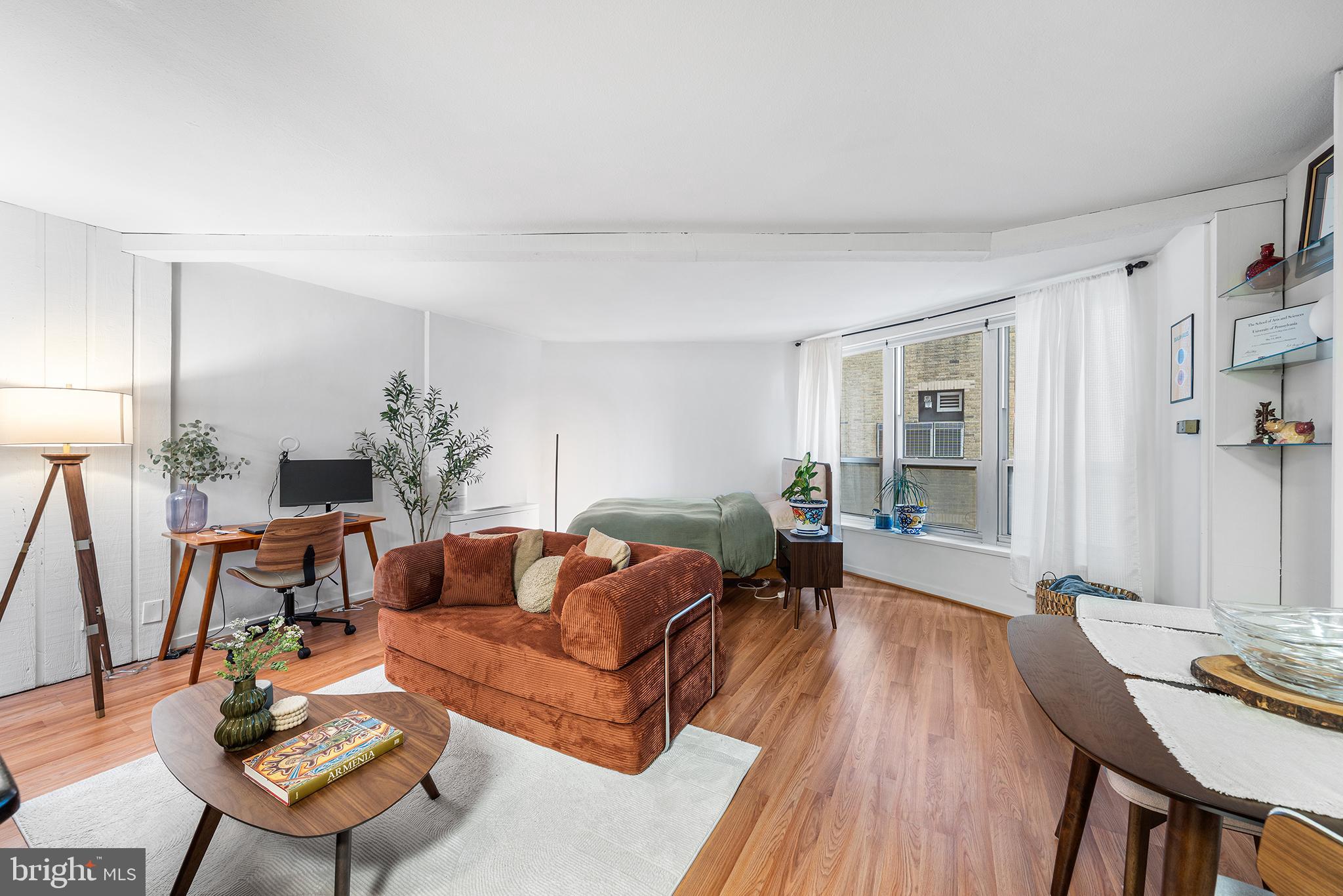224-30 West Rittenhouse Square, Unit 1002 Philadelphia, PA 19103 - Photo 10 of 31