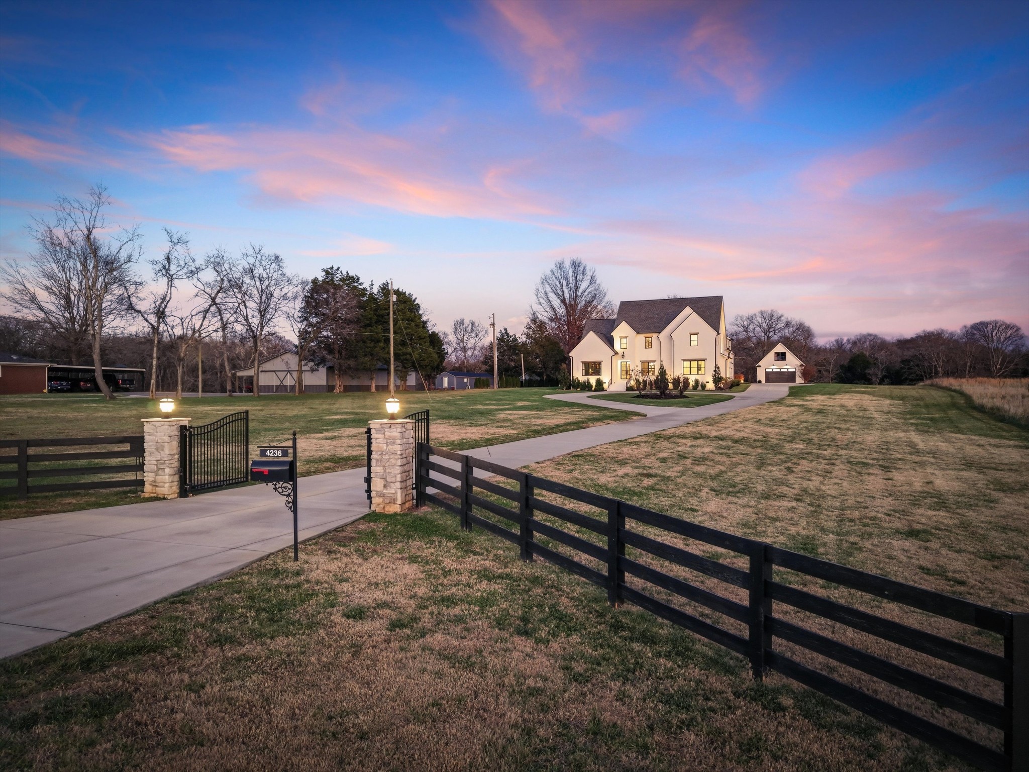 4236 Sulphur Springs Road Murfreesboro, TN 37129 - Photo 3 of 92 Gallery Image 3