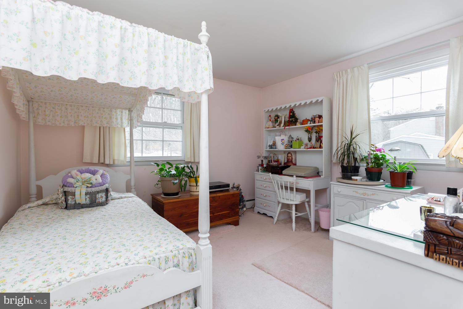 228 Foxcroft Road Broomall, PA 19008 - Photo 17 of 38 Gallery Image 17