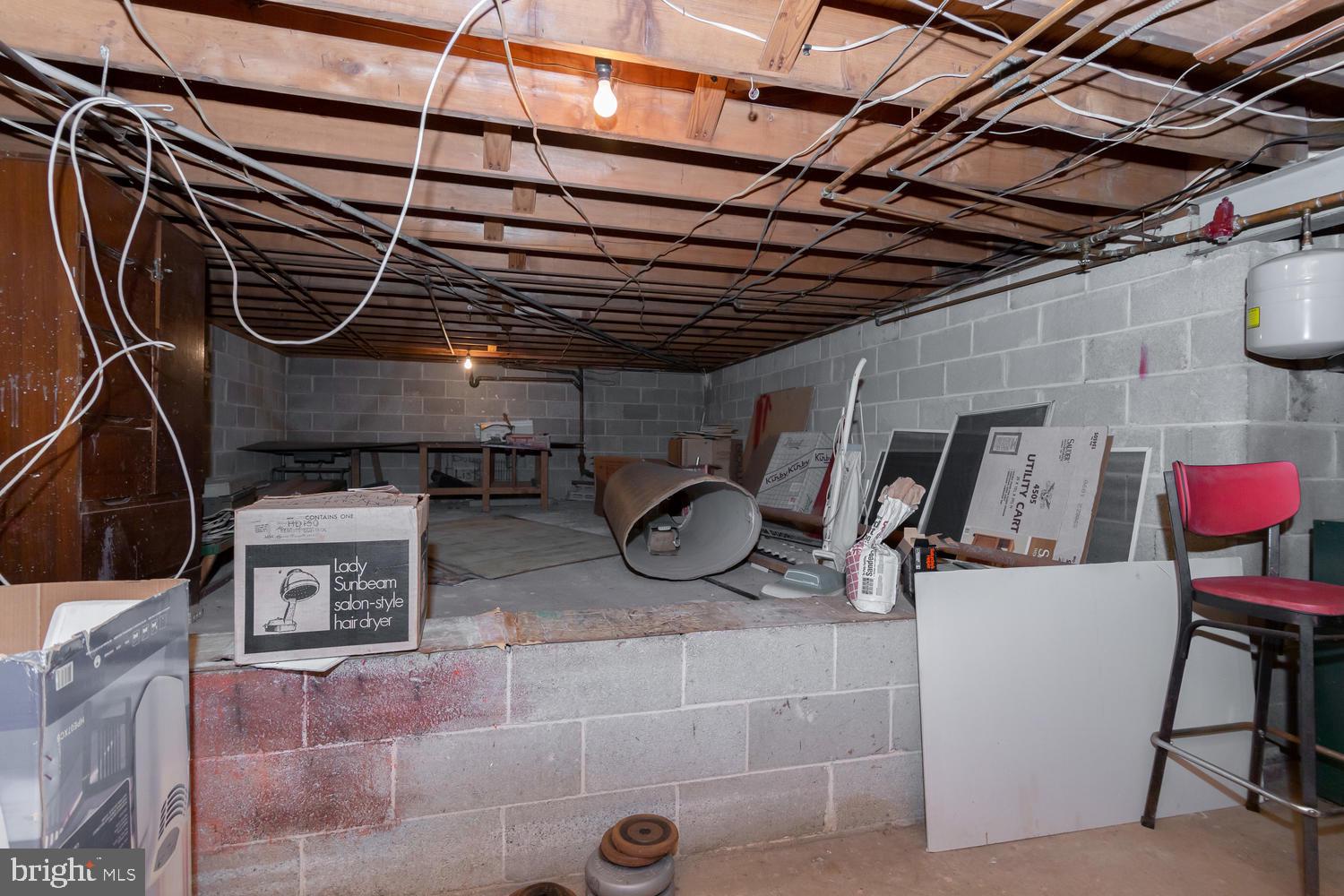 228 Foxcroft Road Broomall, PA 19008 - Photo 31 of 38 Gallery Image 31