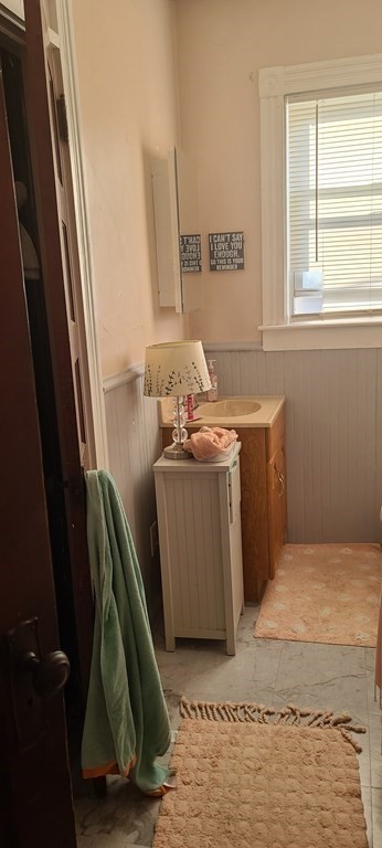 229 Cory Street Fall River, MA 02720 - Photo 18 of 30 a utility room with dryer and washer
