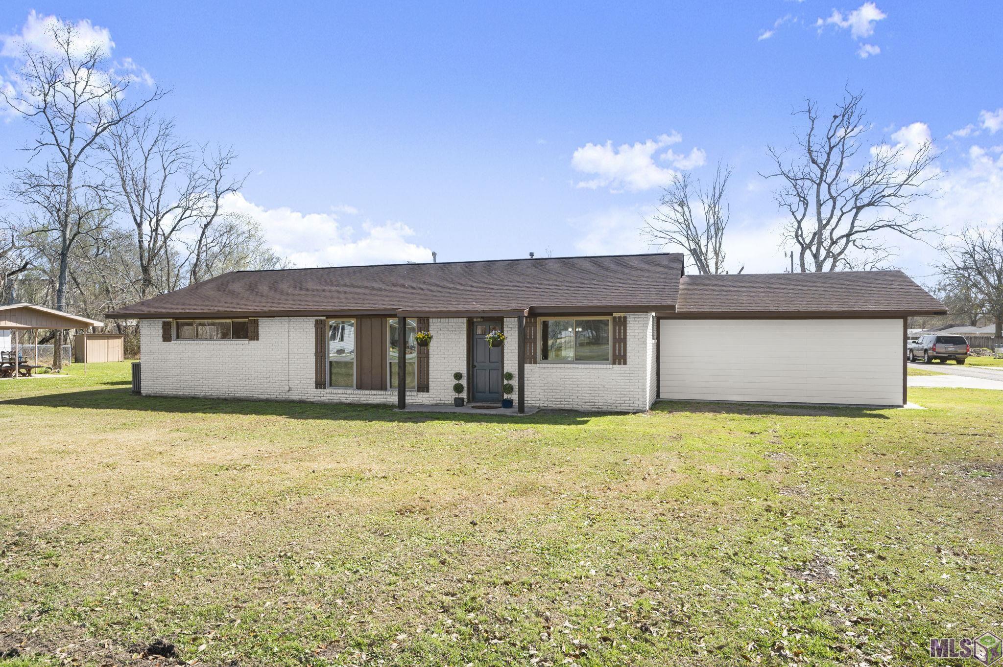 12258 Pete Sanchez Road Gonzales, LA 70737 - Photo 3 of 14 Gallery Image 3