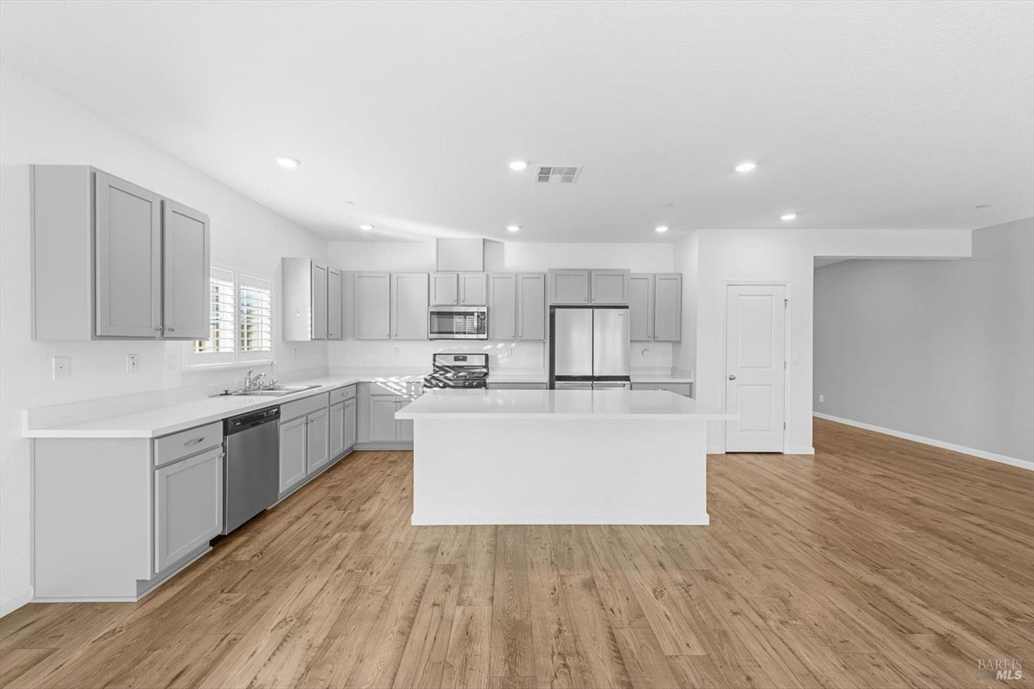 655 Honey Bee Road Dixon, CA 95620 - Photo 13 of 62