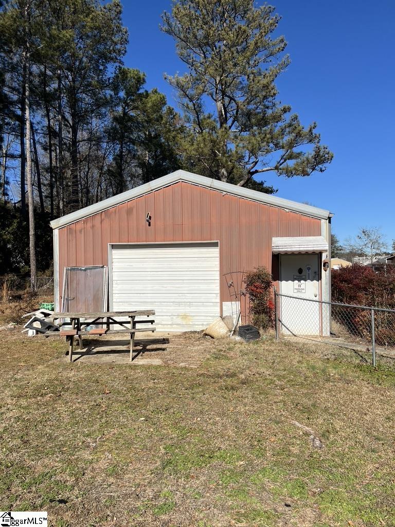 206 Greenpond Road Fountain Inn, SC 29644 - Photo 3 of 34 Gallery Image 3