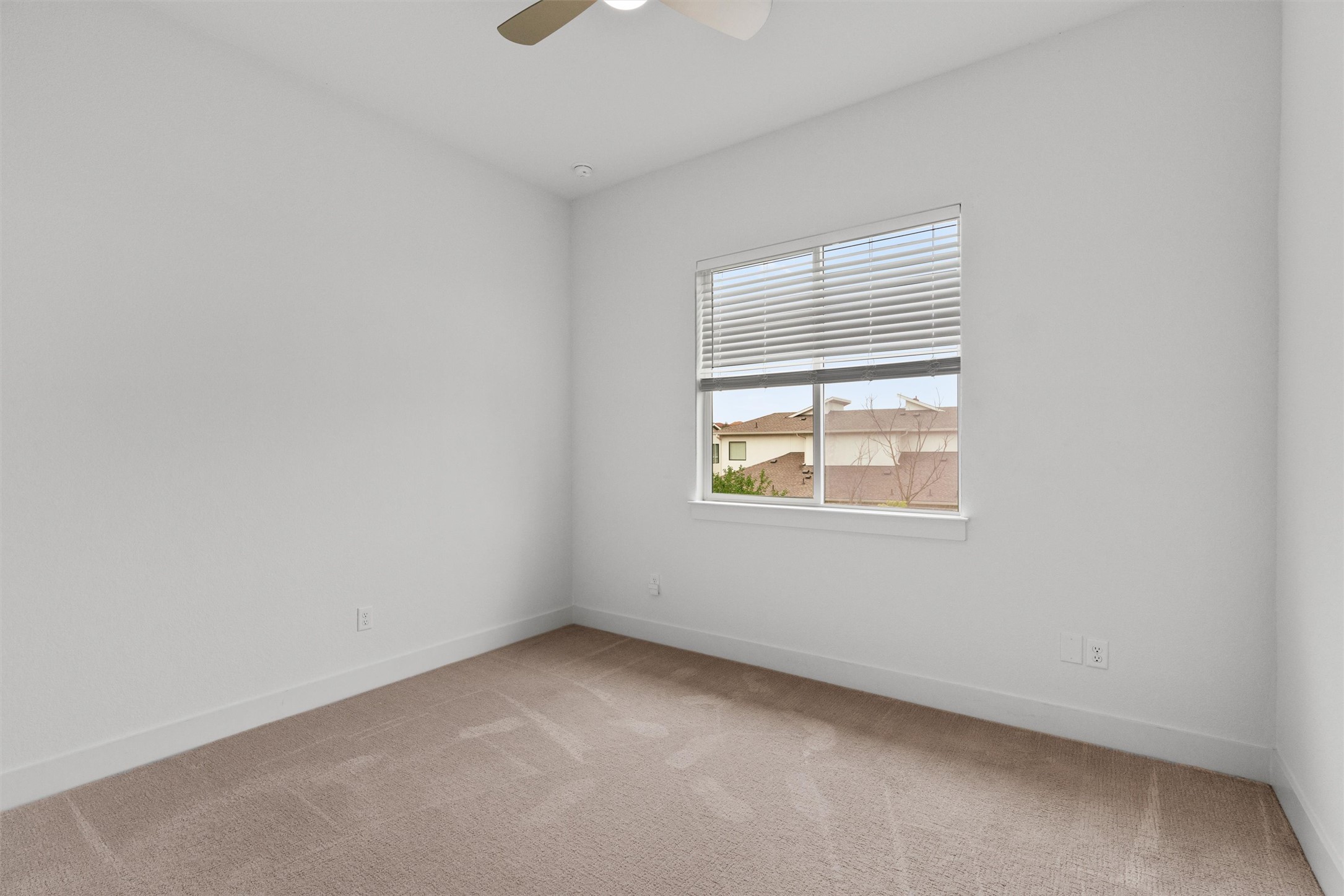 2050 Lohmans Spur Road, Unit 804 Lakeway, TX 78734 - Photo 9 of 28
