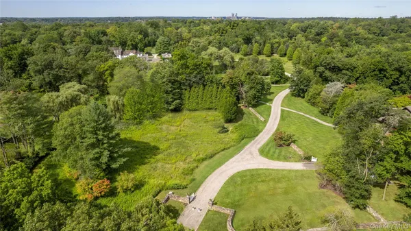 $15,900,000 | 1619 Purchase Street, Purchase, NY 10577