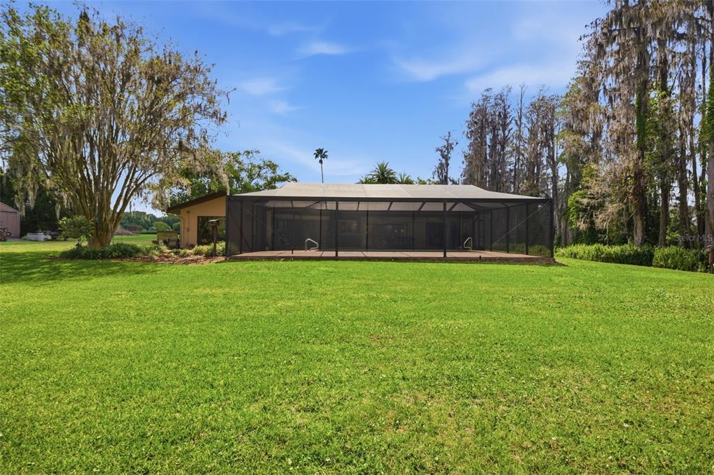 820 Newberger Road Lutz, FL 33549 - Photo 23 of 40