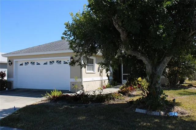 $2,550 | 1507 Lantana Court, Palmetto, FL 34221