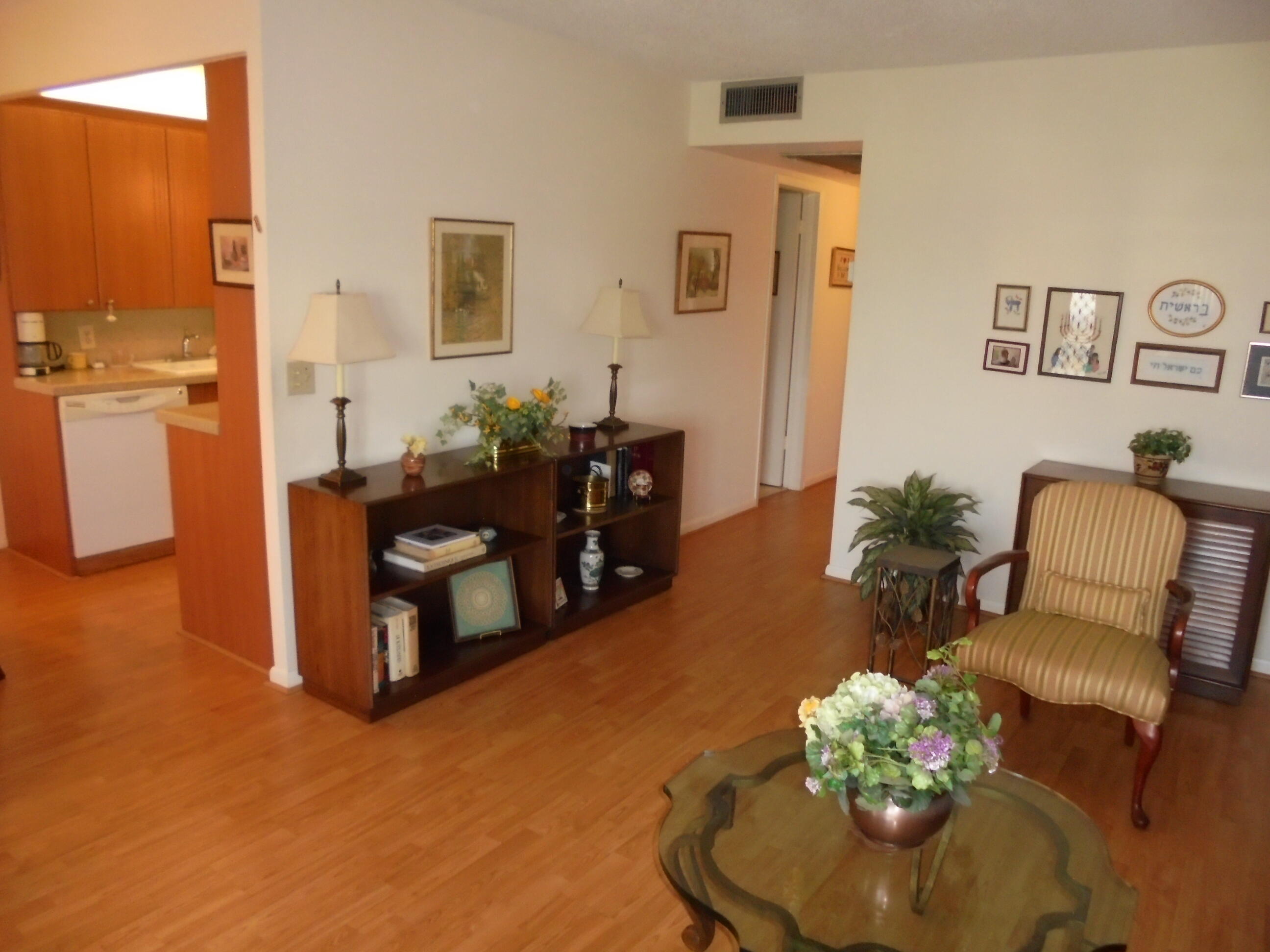 4024 Cornwall East Boca Raton, FL 33434 - Photo 7 of 19 LIVING ROOM