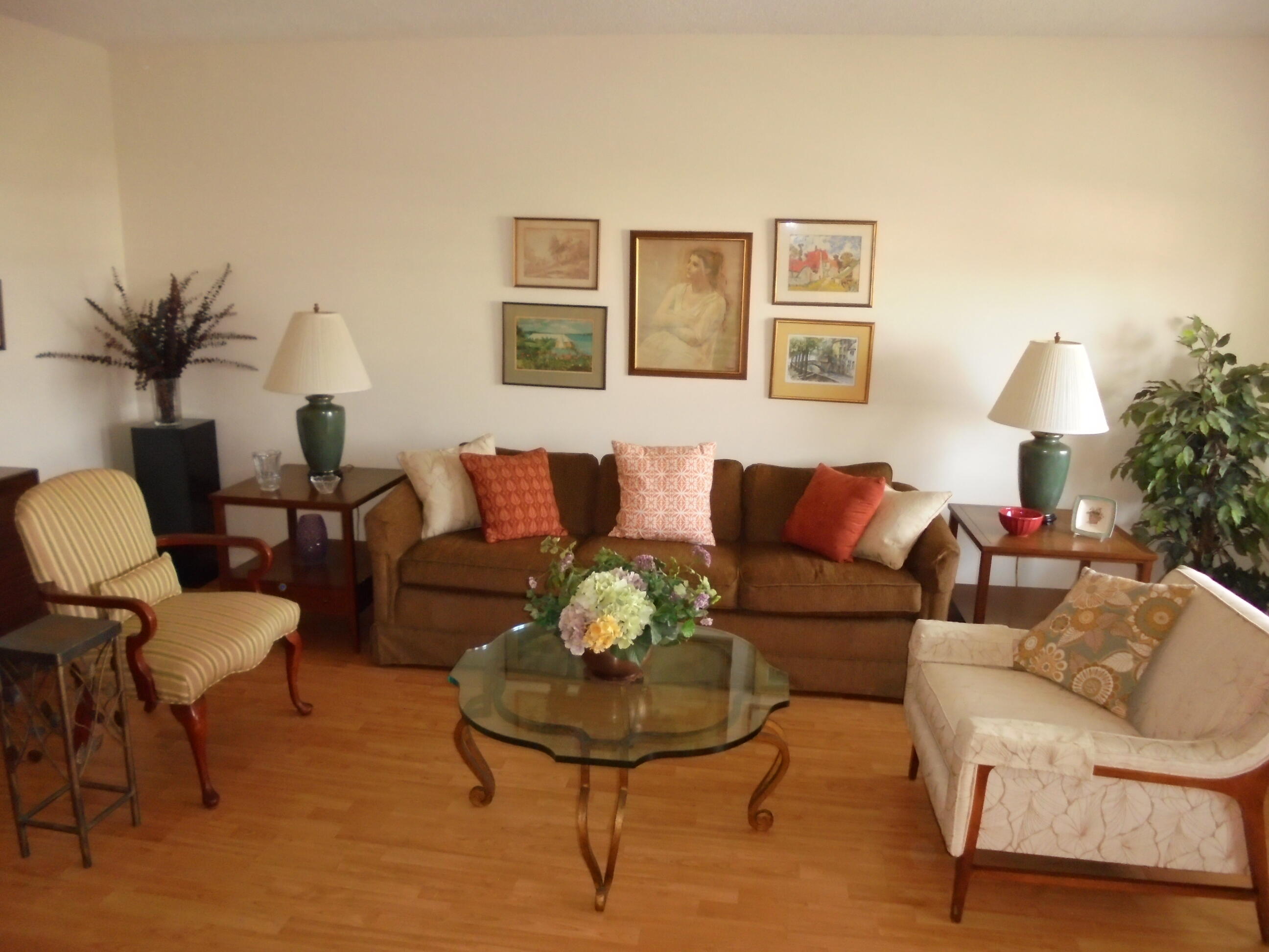 4024 Cornwall East Boca Raton, FL 33434 - Photo 8 of 19 LIVING ROOM
