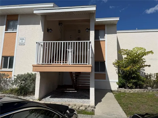 $1,550 | 621 99th Avenue North, Unit 102, St. Petersburg, FL 33702