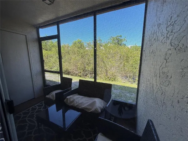 $1,550 | 621 99th Avenue North, Unit 102, St. Petersburg, FL 33702