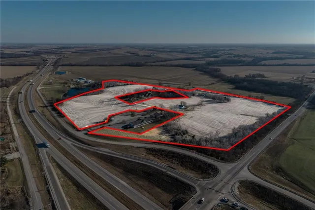 $799,000 | 6399 Oak Vw Lane, Higginsville, MO 64037